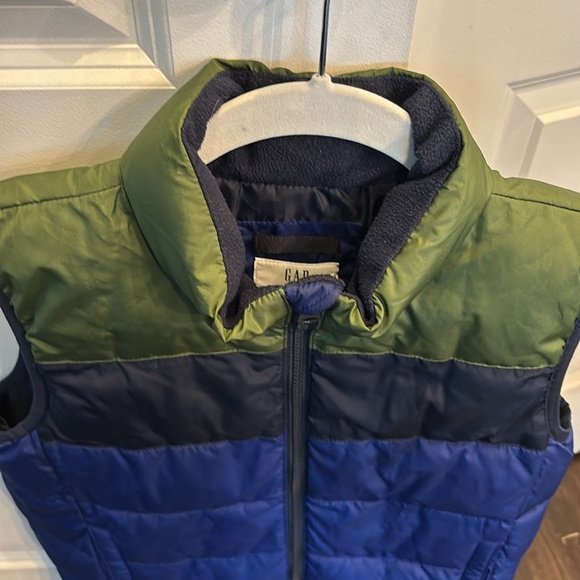 Gap Kids Cold Control Water Resistant Vest Size Large Excellent Condition - Picture 2 of 4
